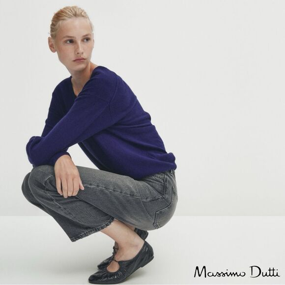 Massimo Dutti **NWT** 100% Cashmere V Neck Sweater in Ink Blue - Picture 7 of 10